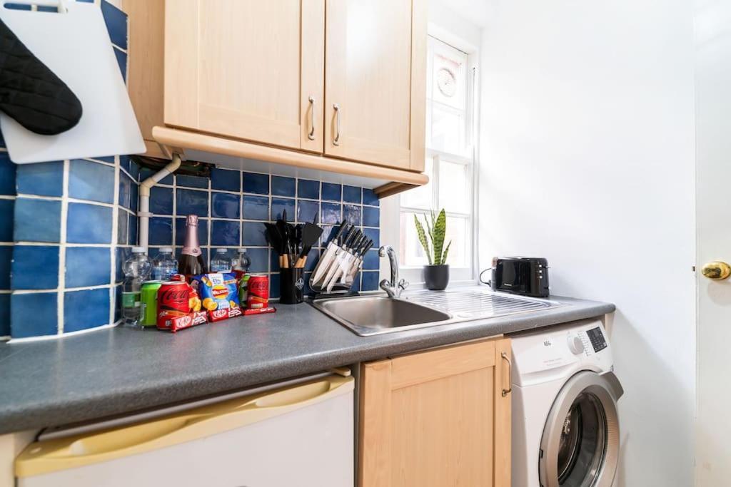 Beautiful One Bedroom Flat In Tavistock Place Londres Extérieur photo