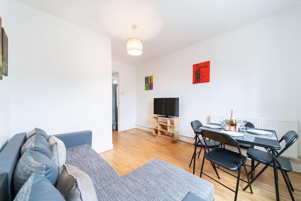 Beautiful One Bedroom Flat In Tavistock Place Londres Extérieur photo