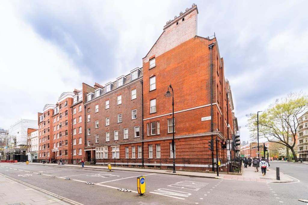 Beautiful One Bedroom Flat In Tavistock Place Londres Extérieur photo