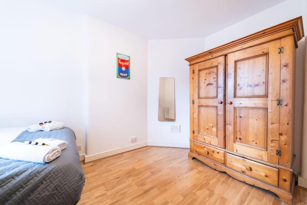 Beautiful One Bedroom Flat In Tavistock Place Londres Extérieur photo